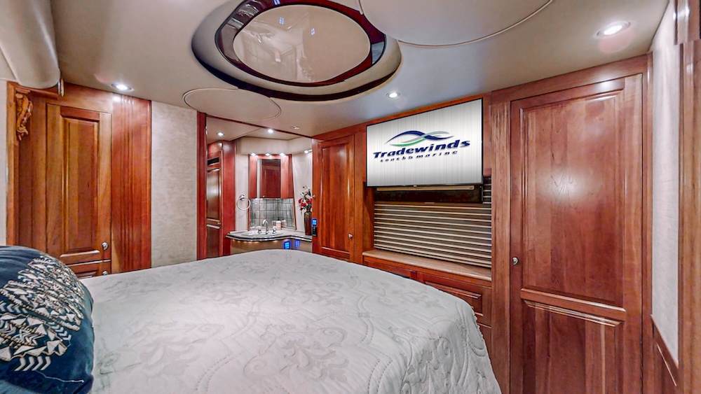 2006 Prevost Royale XLII For Sale